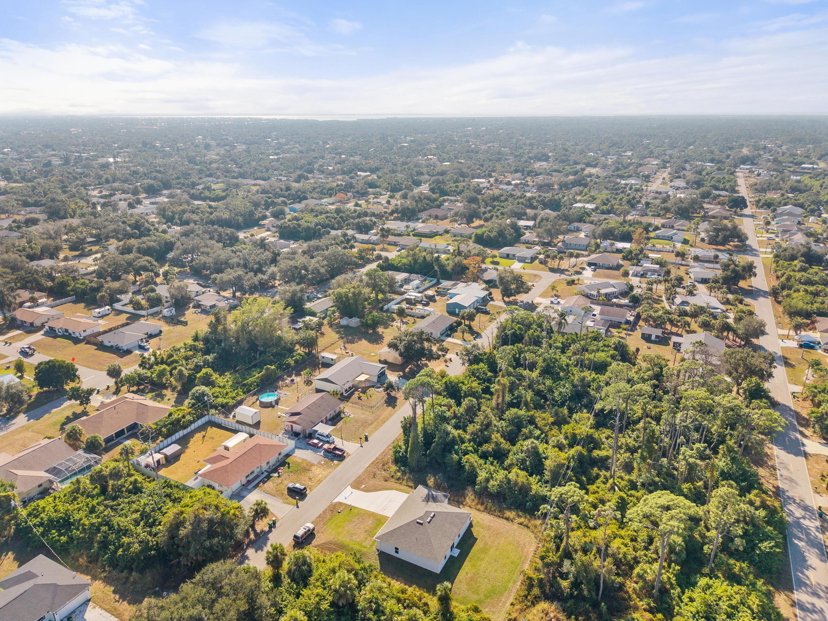 PORT CHARLOTTE - Land
