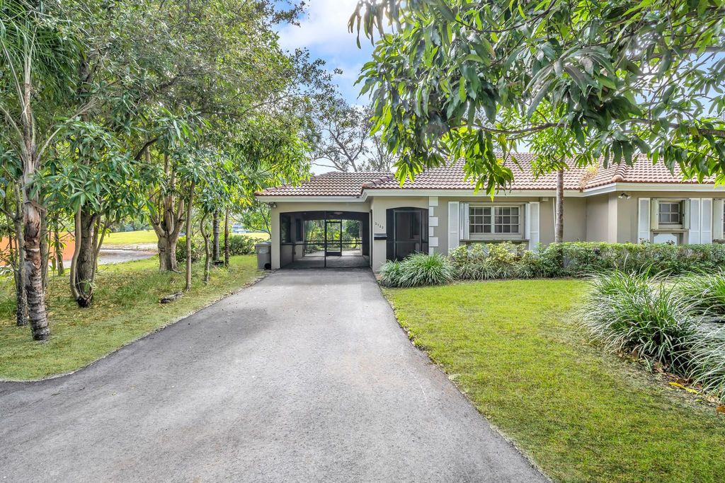 Photo of 2720 N Palm Aire Drive #2720, Pompano Beach, FL 33069 (MLS # F10408963)