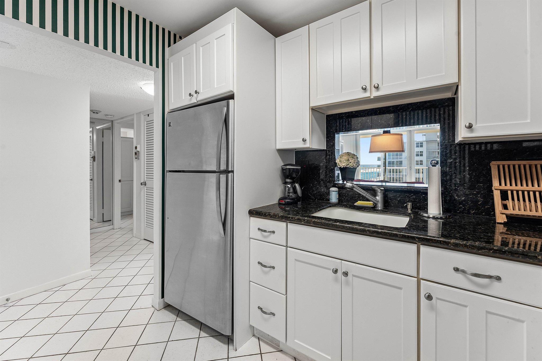 LE CHATEAU ROYAL CONDO - Residential Lease