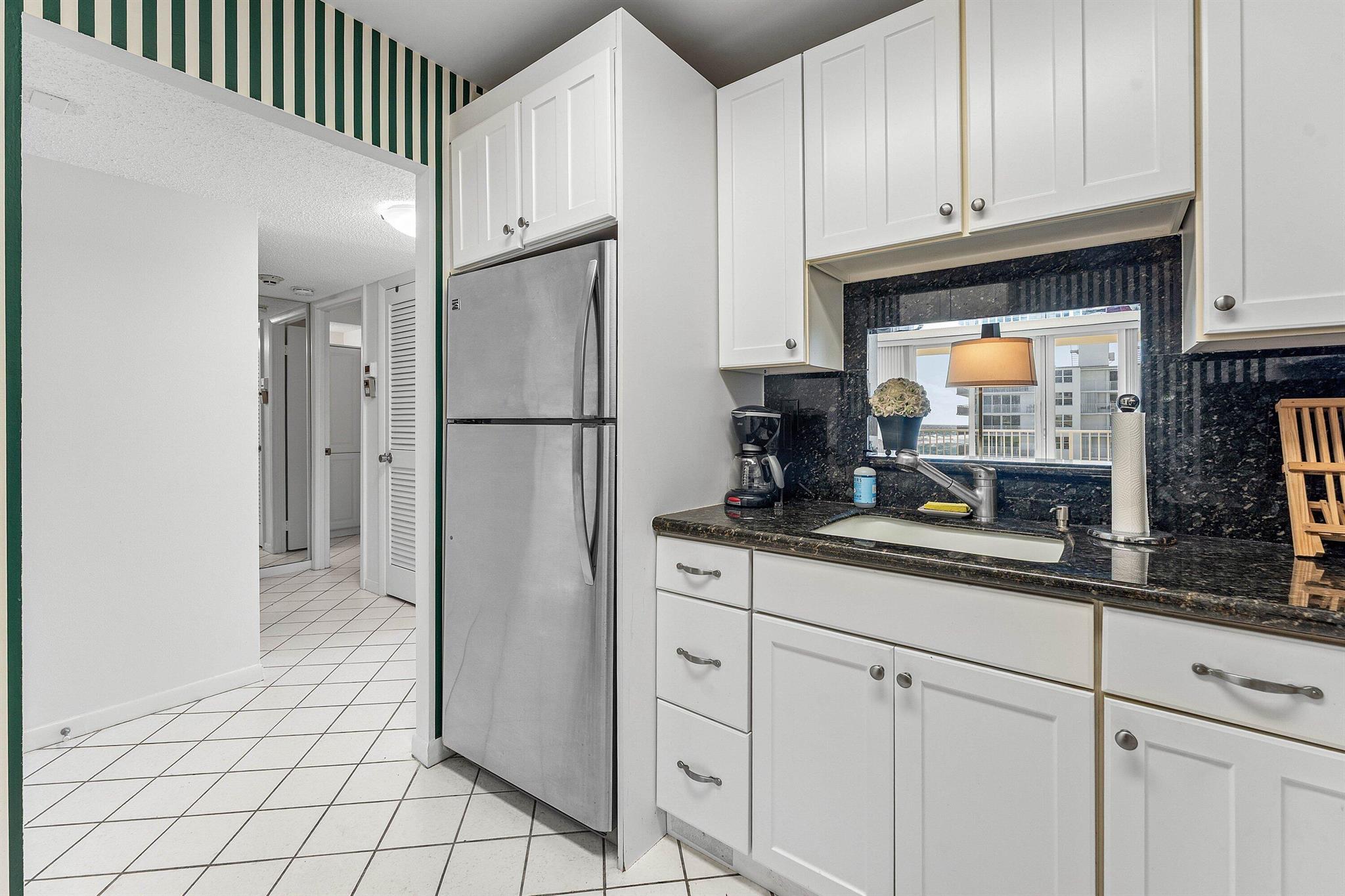 LE CHATEAU ROYAL CONDO - Residential Lease