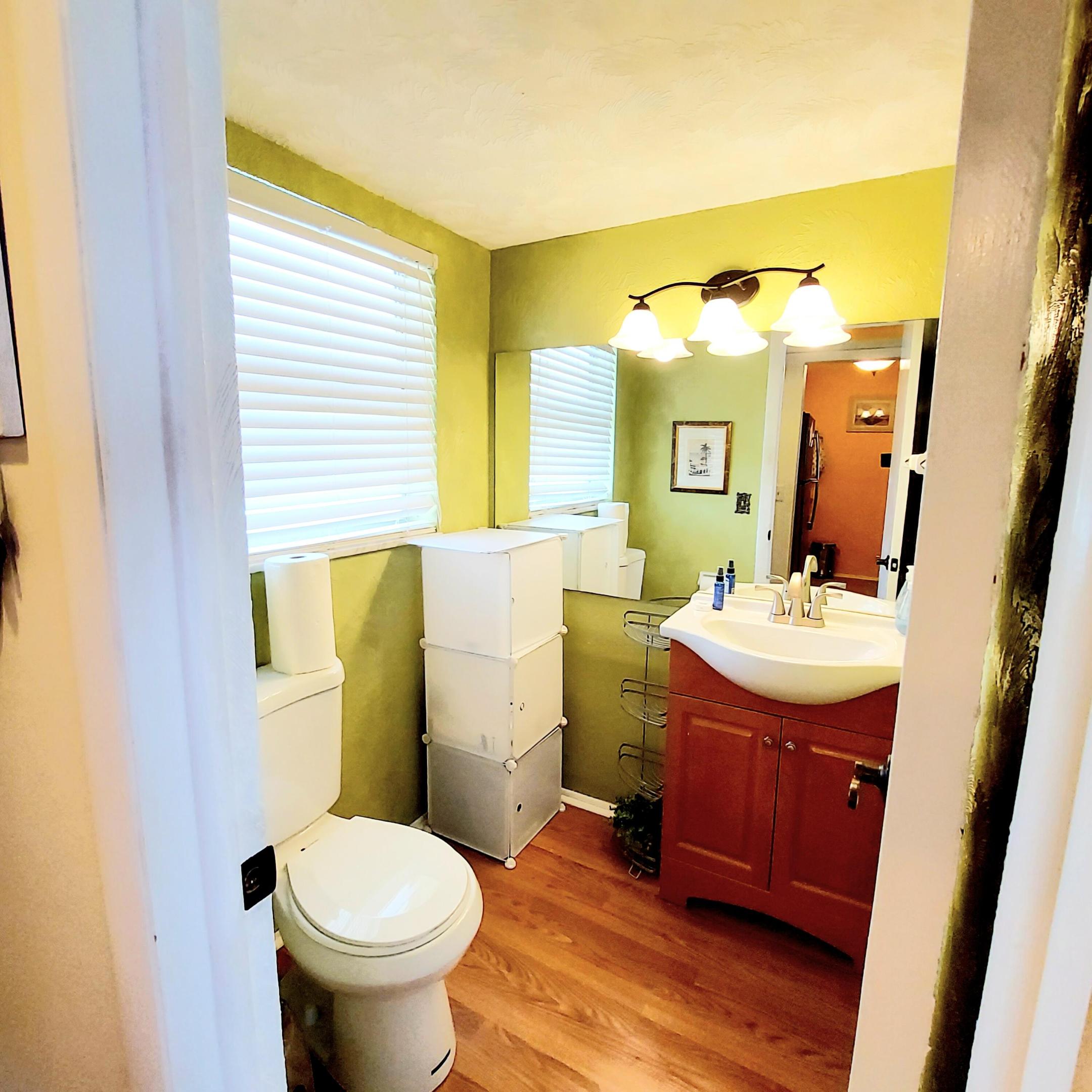 GREENWAY VILLAGE SO COND TWO PT OF TR B GOLF EST ( - Residential