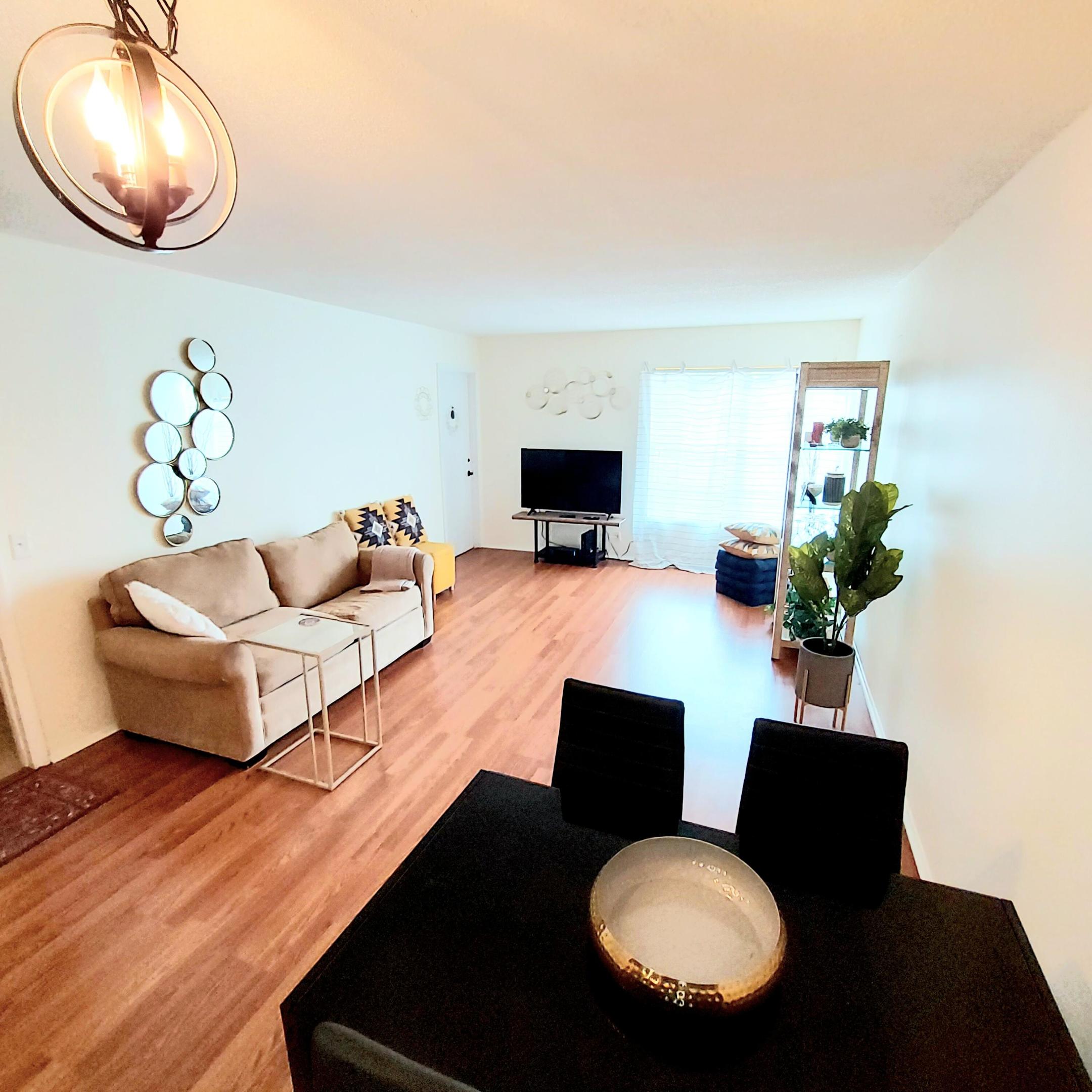 GREENWAY VILLAGE SO COND TWO PT OF TR B GOLF EST ( - Residential