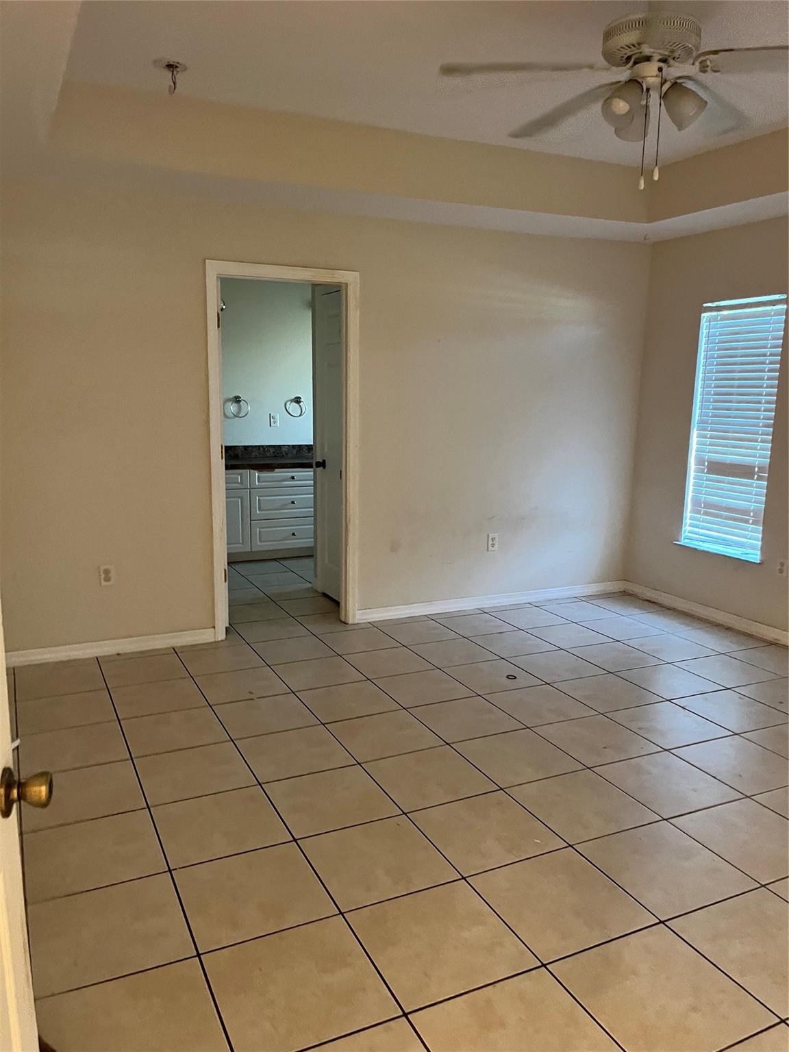 Treasure Island Un 02 - Residential Lease