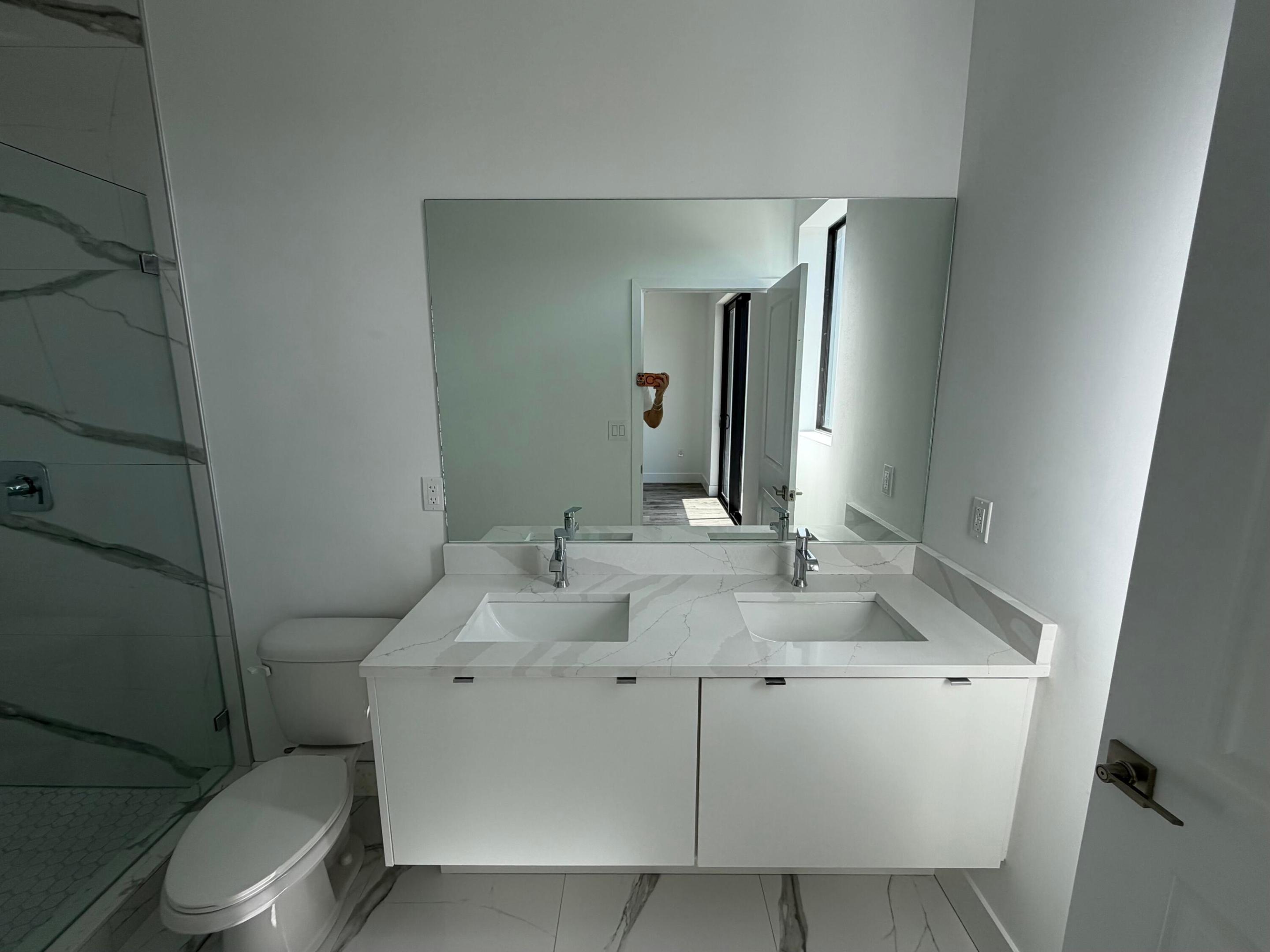 POMPANO TERRACE - Residential