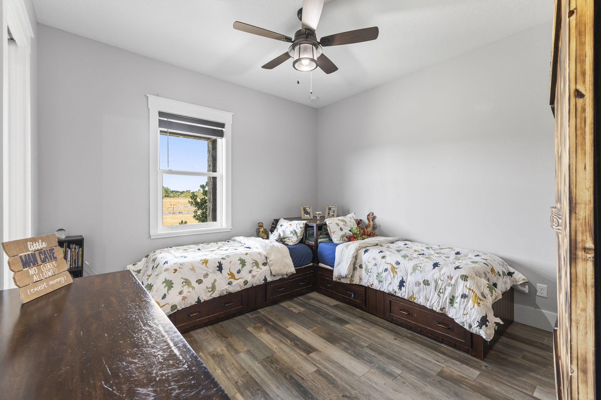 Acreage - Residential