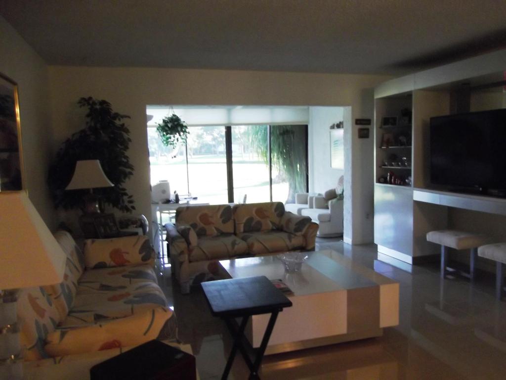 FAIRWAYS OF BOCA LAGO CON - Residential Lease