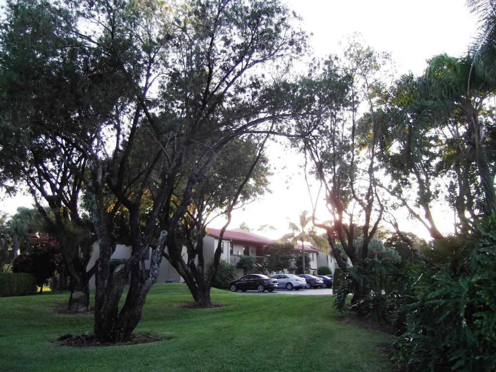 FAIRWAYS OF BOCA LAGO CON - Residential Lease