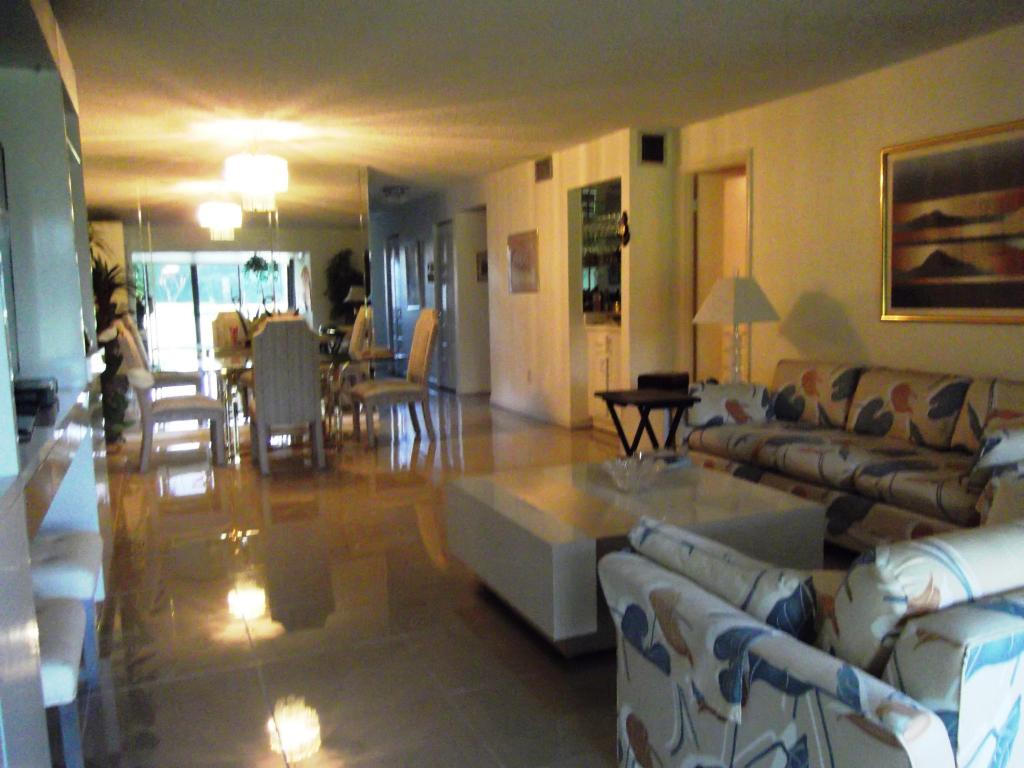 FAIRWAYS OF BOCA LAGO CON - Residential Lease