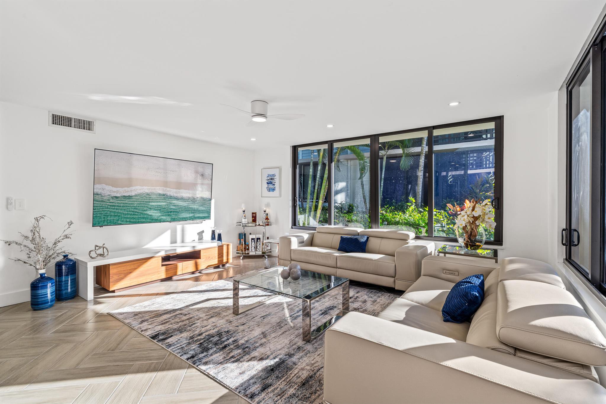 OCEANAGE CONDO - Residential