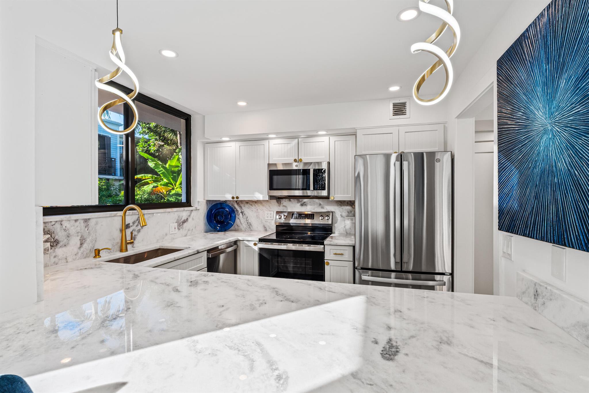 OCEANAGE CONDO - Residential