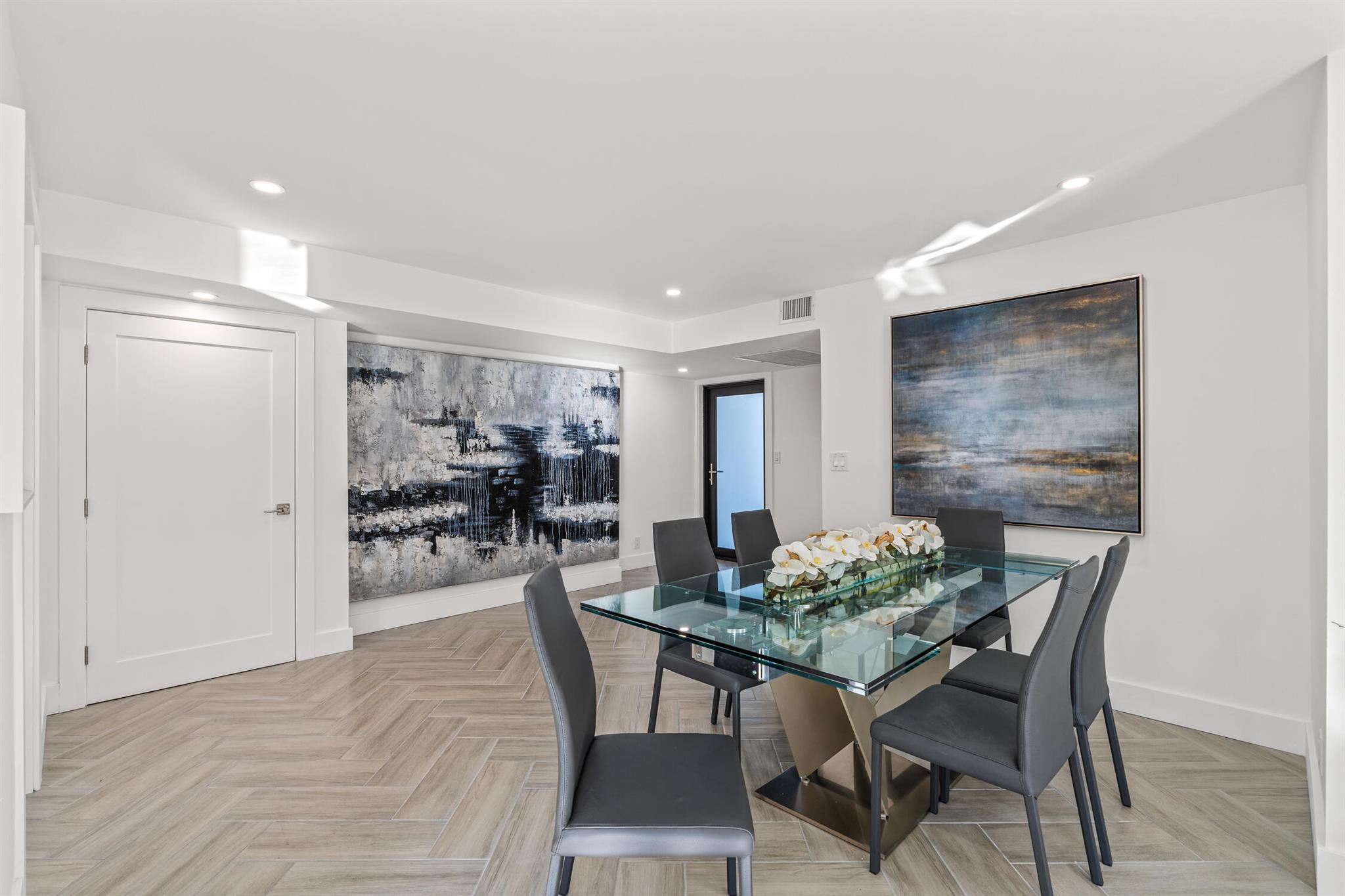 OCEANAGE CONDO - Residential