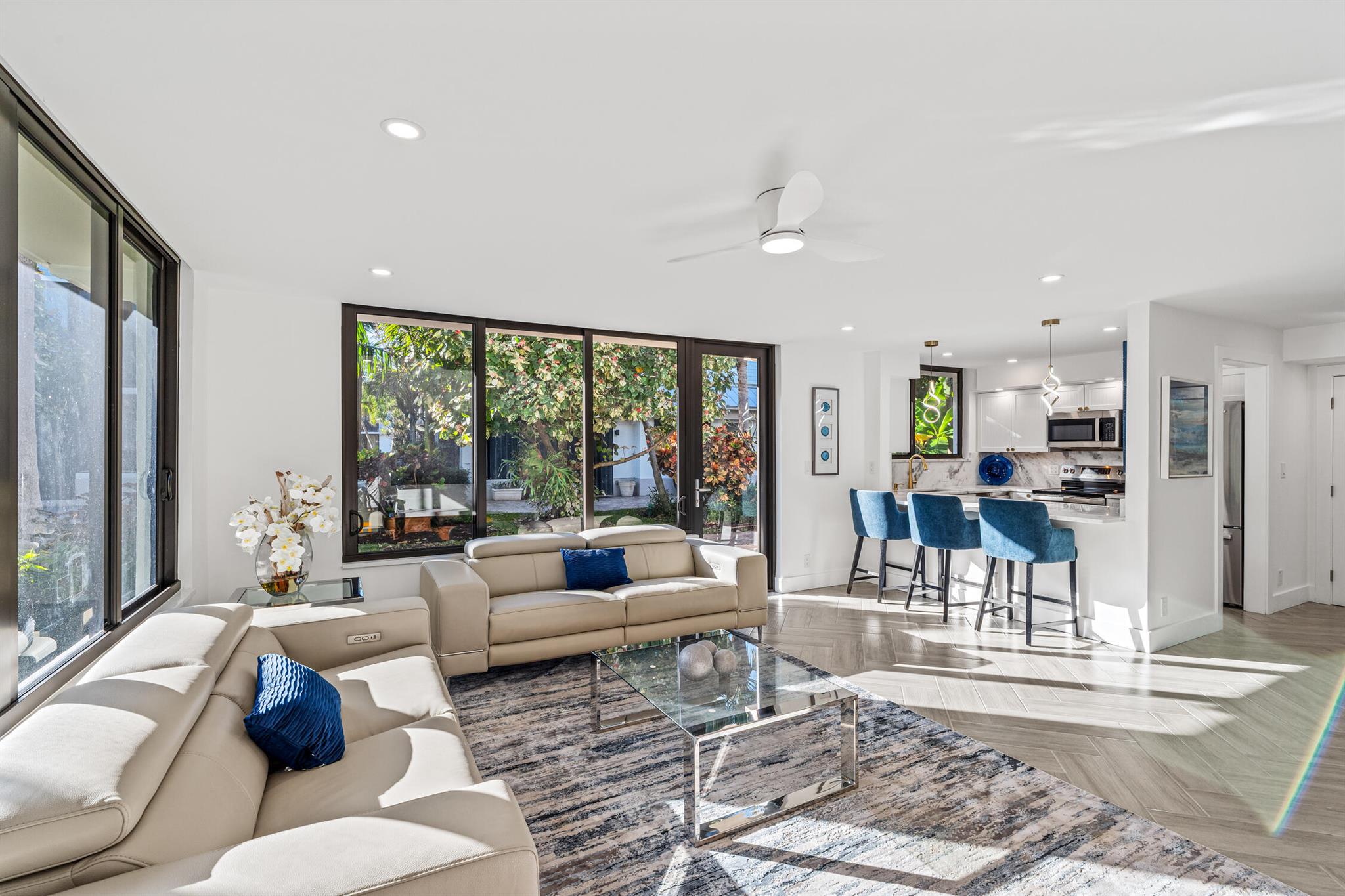 OCEANAGE CONDO - Residential