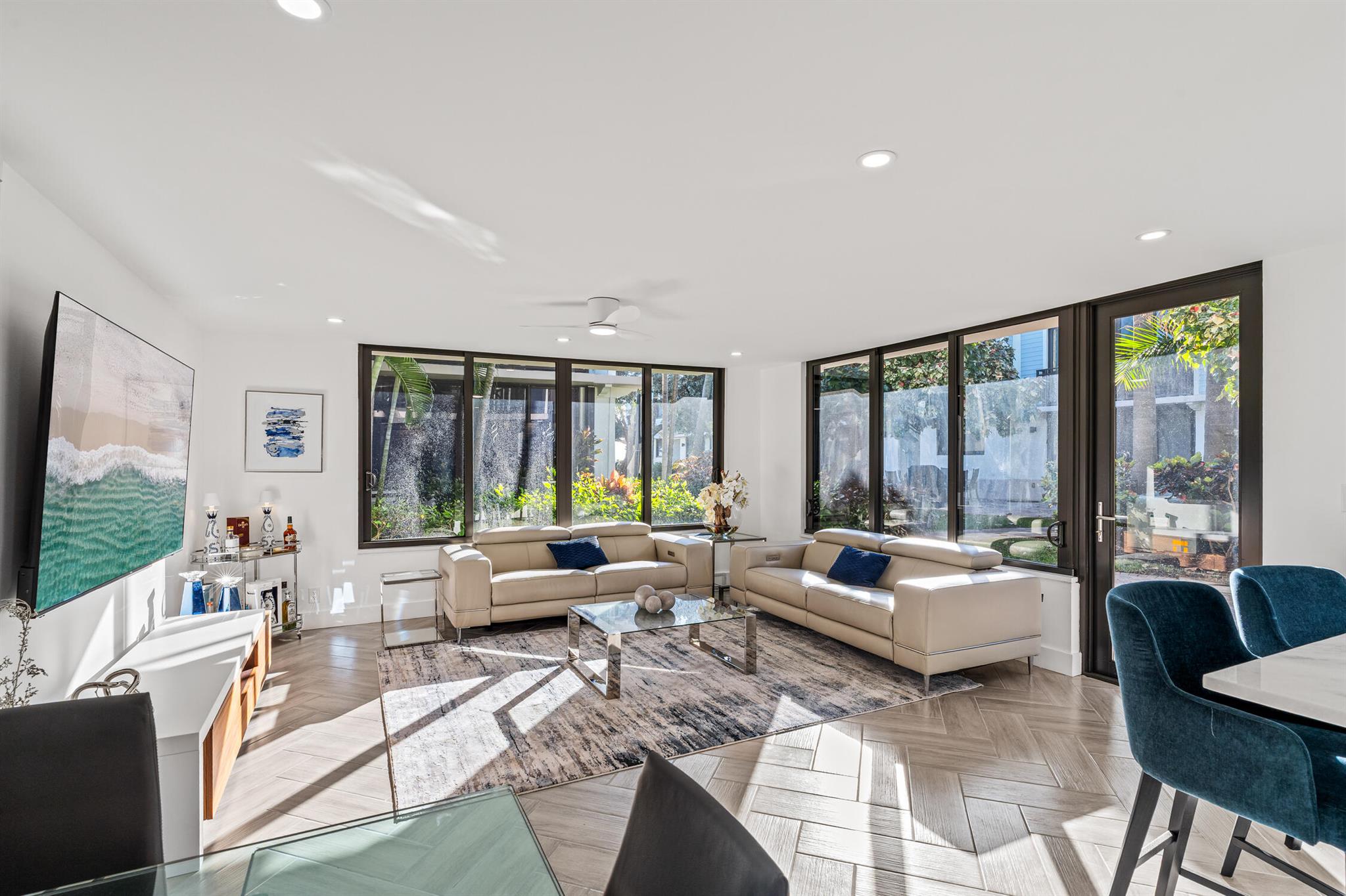 OCEANAGE CONDO - Residential