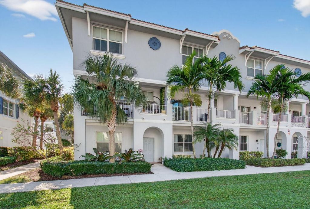 Photo of 1265 Via De Fossi, Boynton Beach, FL 33426 (MLS # R11151556)