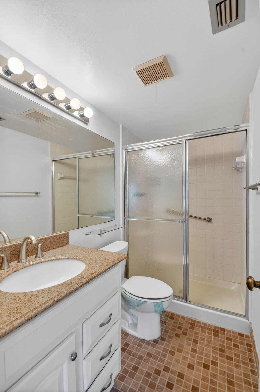 PINE RIDGE AT HAVERHILL CONDO - Residential Lease