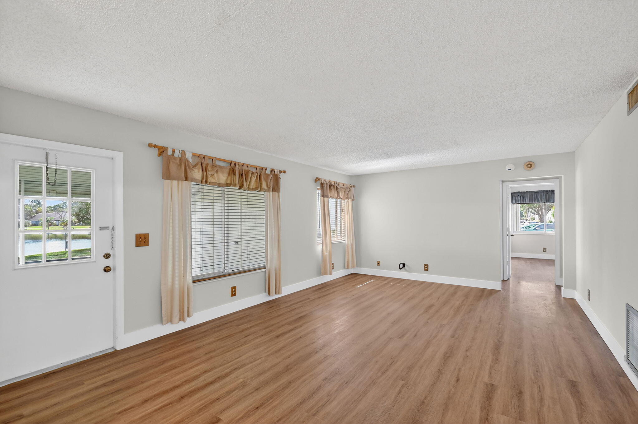 PINE RIDGE AT HAVERHILL CONDO - Residential Lease