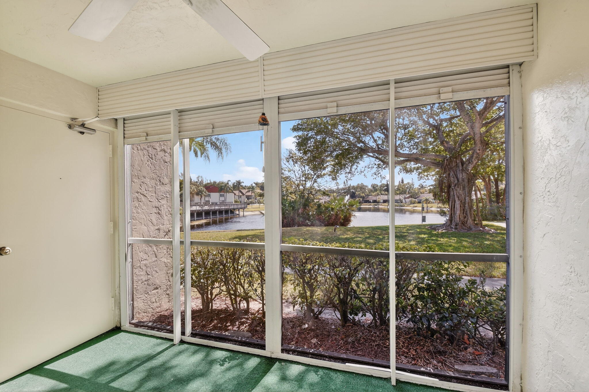 PINE RIDGE AT HAVERHILL CONDO - Residential Lease