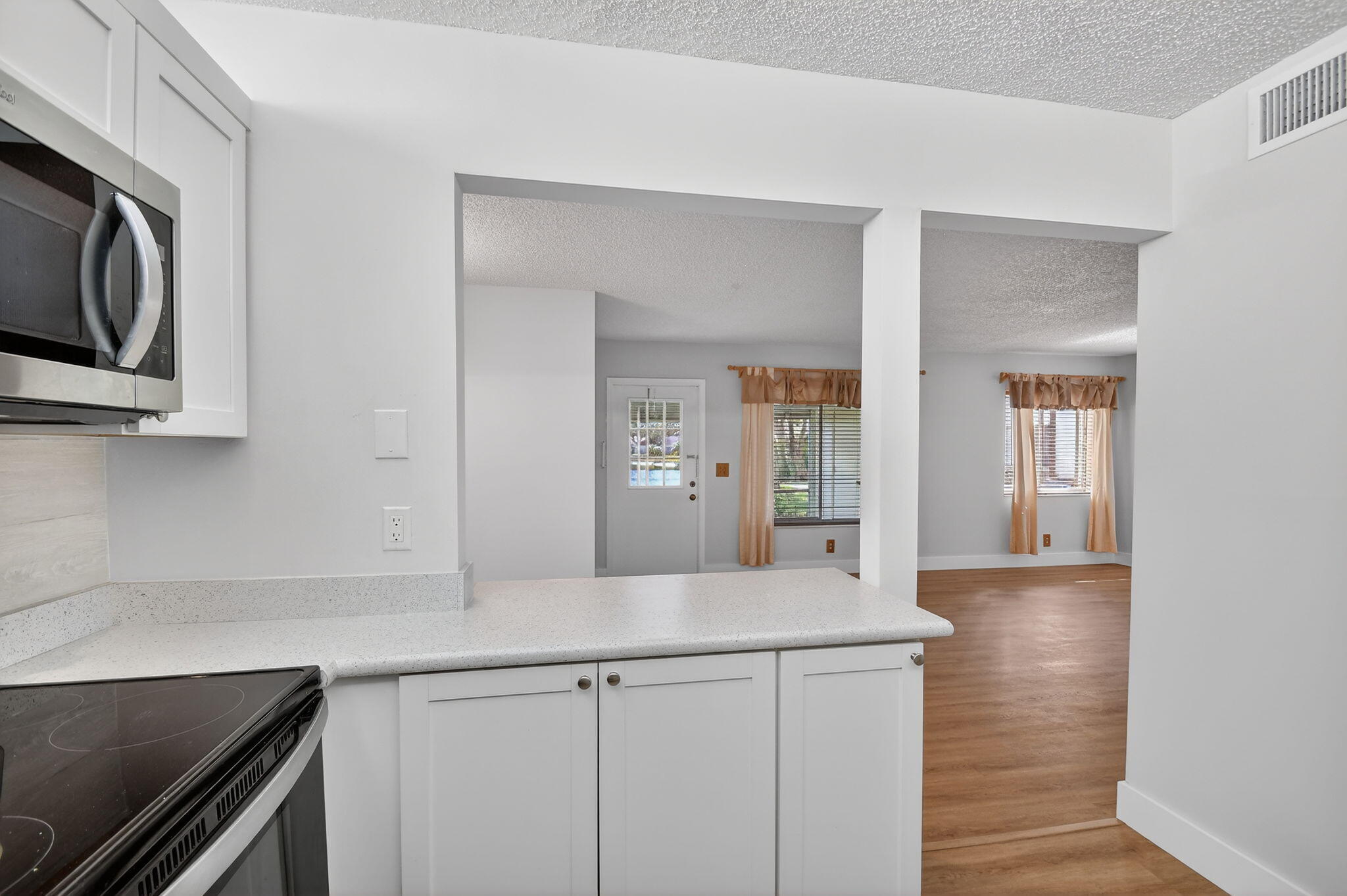 PINE RIDGE AT HAVERHILL CONDO - Residential Lease