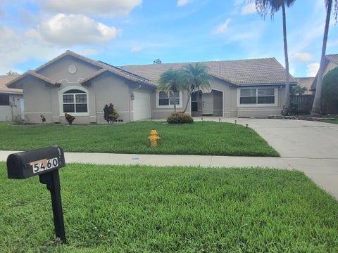 5460 Hawkes Bluff Avenue, Davie, FL 33331 - #: B26066177