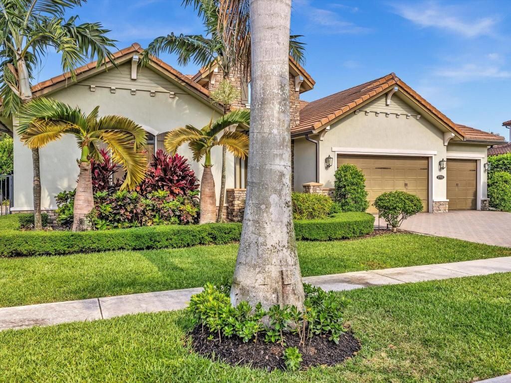 Photo of 17703 Cadena Drive, Boca Raton, FL 33496 (MLS # R10986537)