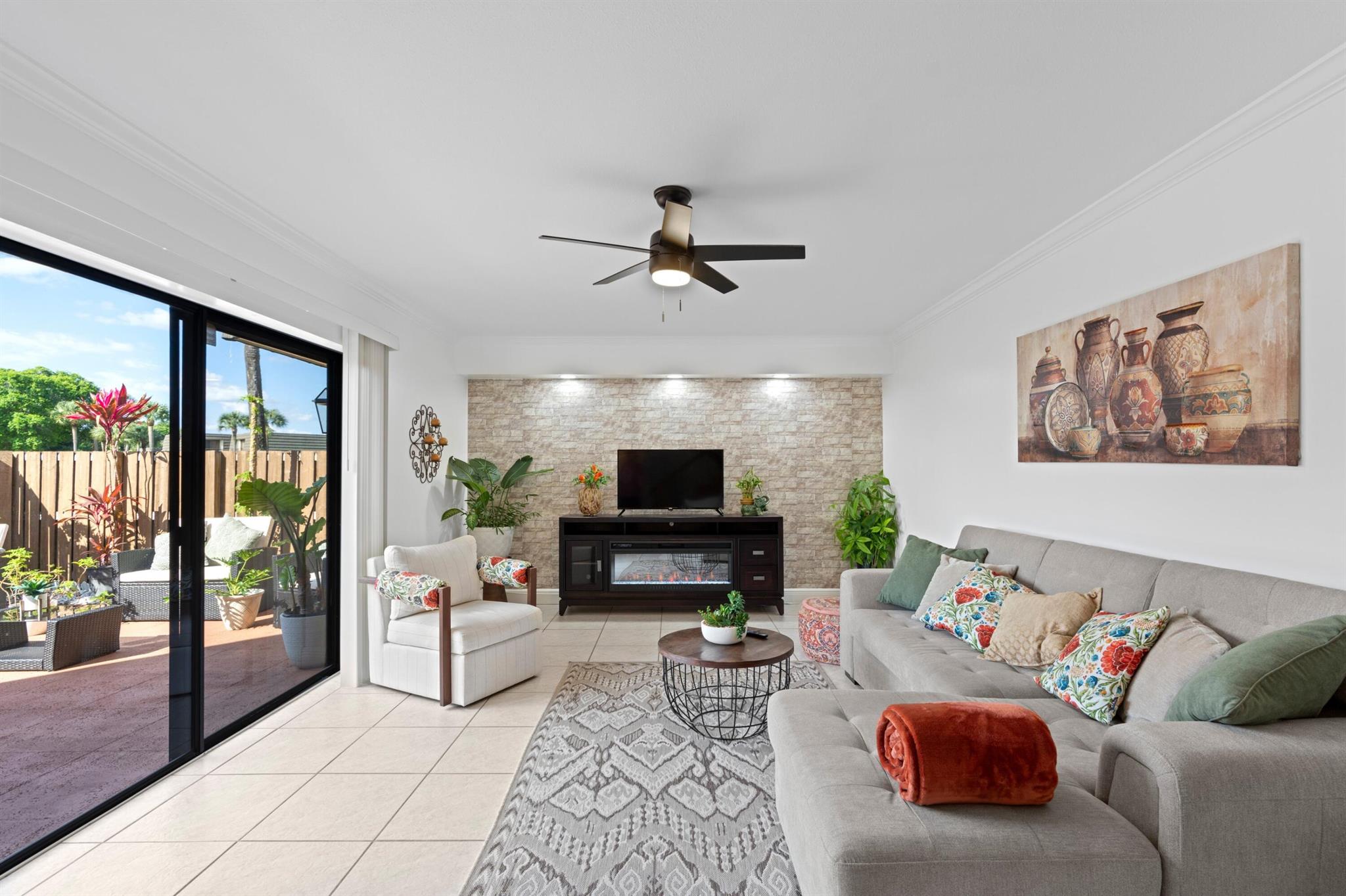 VILLAGE OF SANDALWOOD LAK - Residential Lease