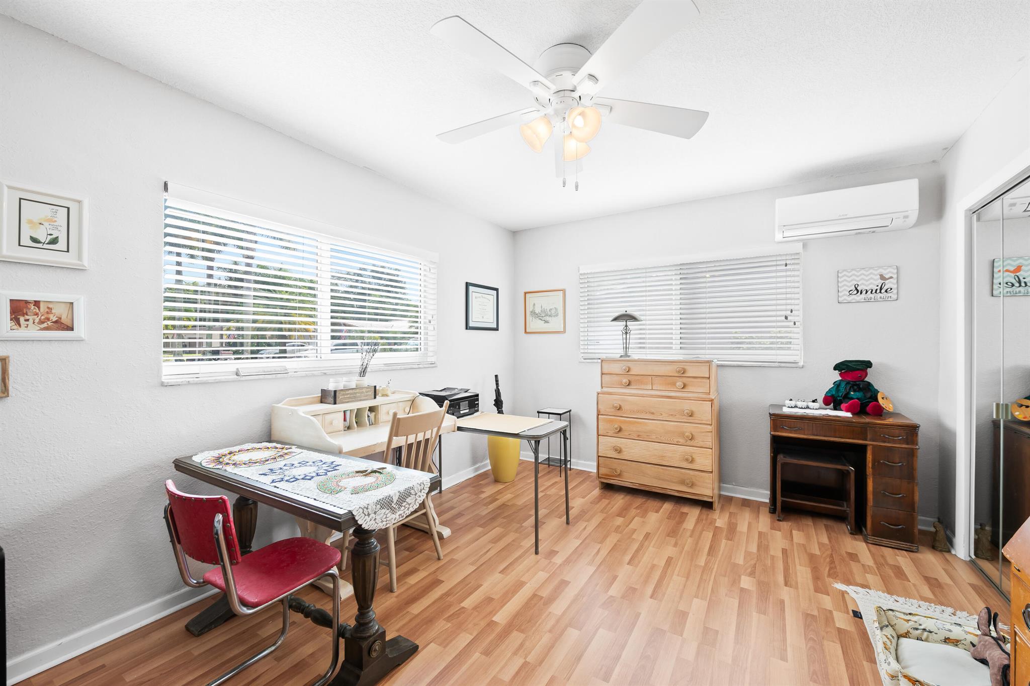 NOB HILL ESTATES 1 SEC - Residential