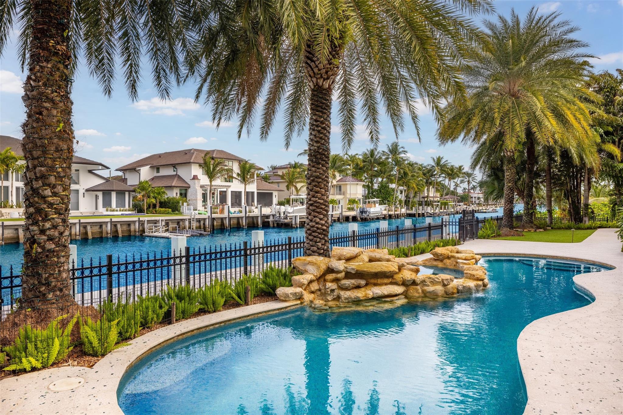 Rio Vista Isles - Residential