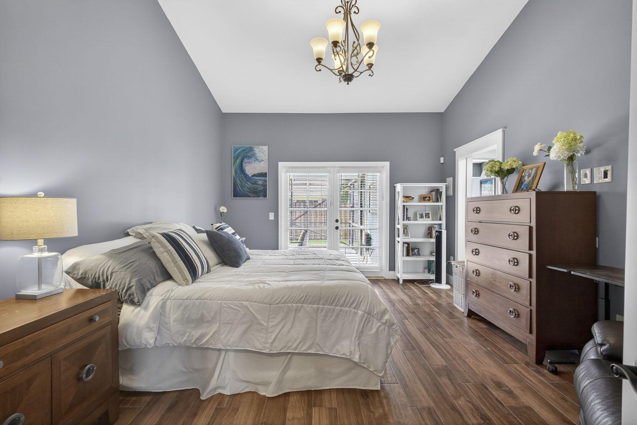 TREE TOPS OF WELLINGTON - Residential