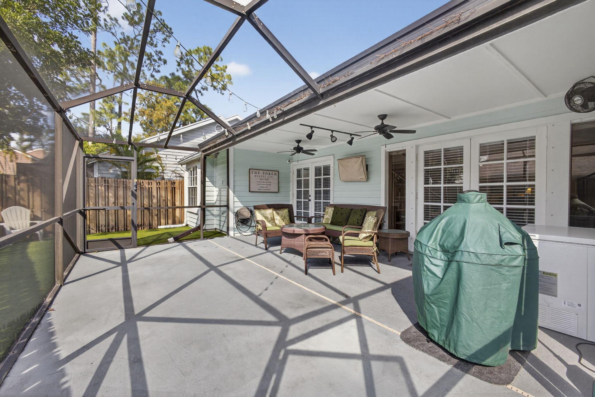 TREE TOPS OF WELLINGTON - Residential