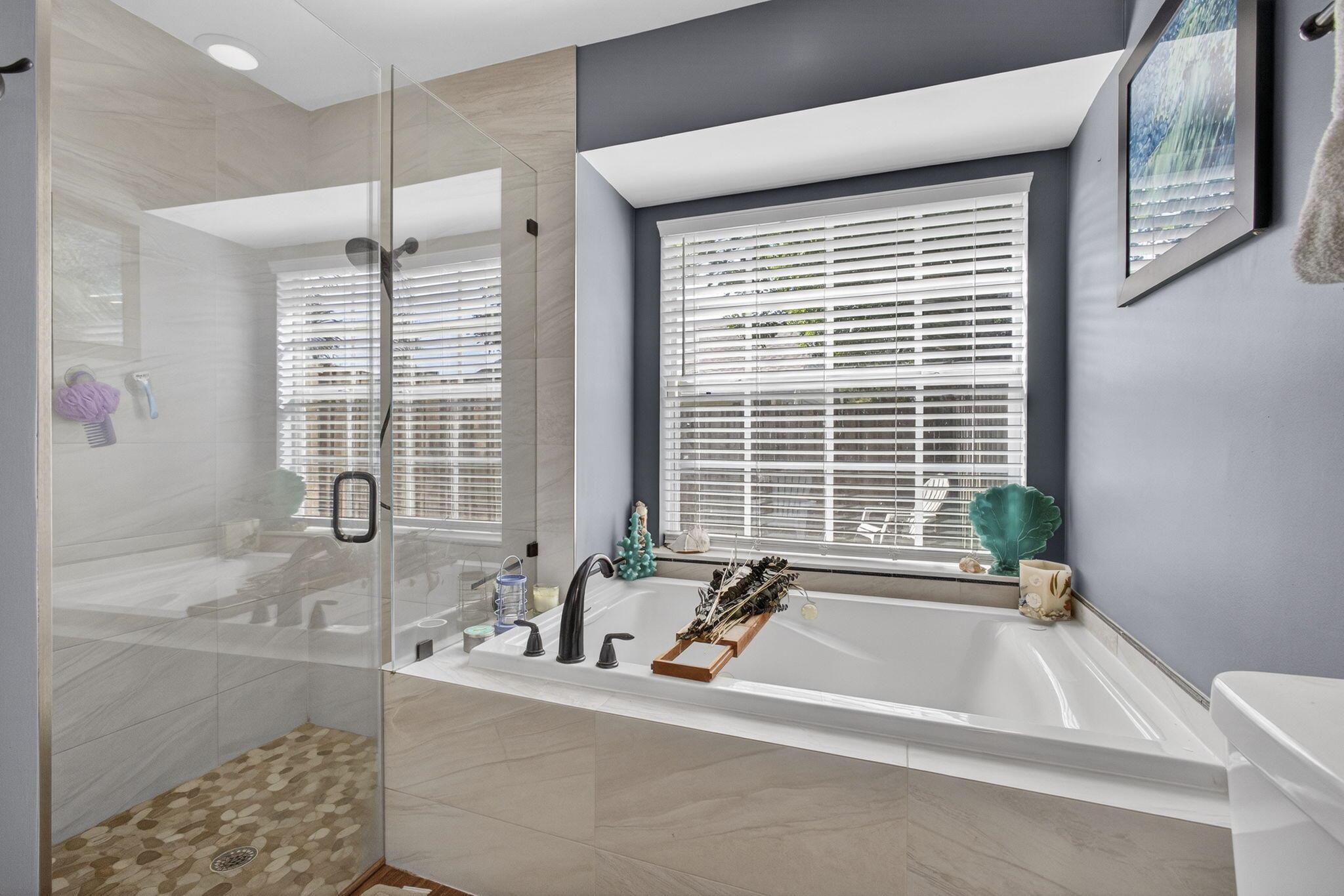 TREE TOPS OF WELLINGTON - Residential