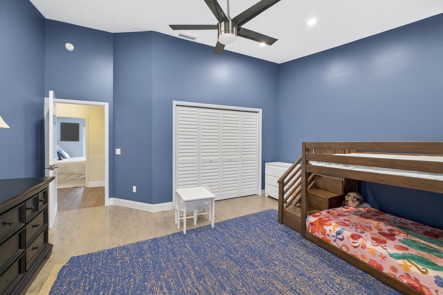 TREE TOPS OF WELLINGTON - Residential