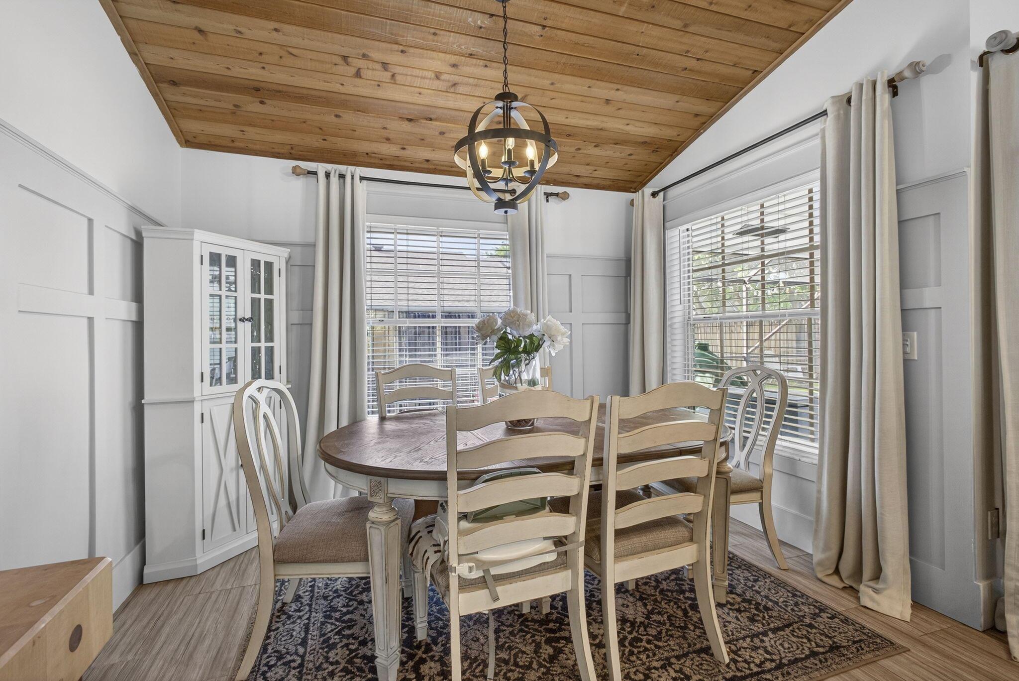 TREE TOPS OF WELLINGTON - Residential