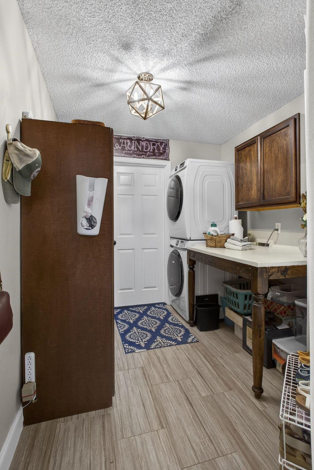 TREE TOPS OF WELLINGTON - Residential