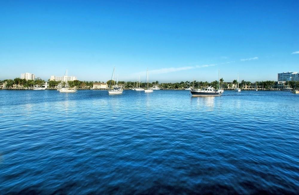 Lucille Island 37-19 B - Land