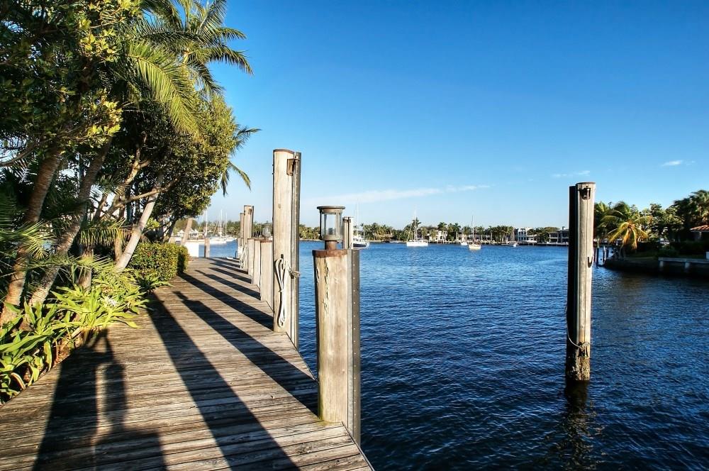 Lucille Island 37-19 B - Land