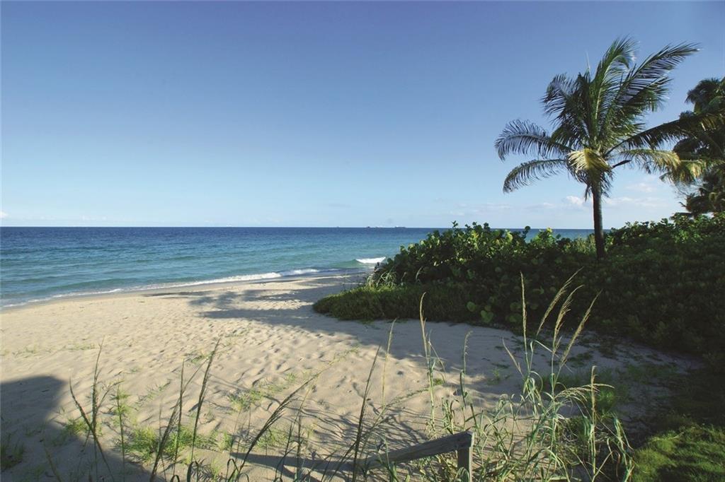 Lucille Island 37-19 B - Land