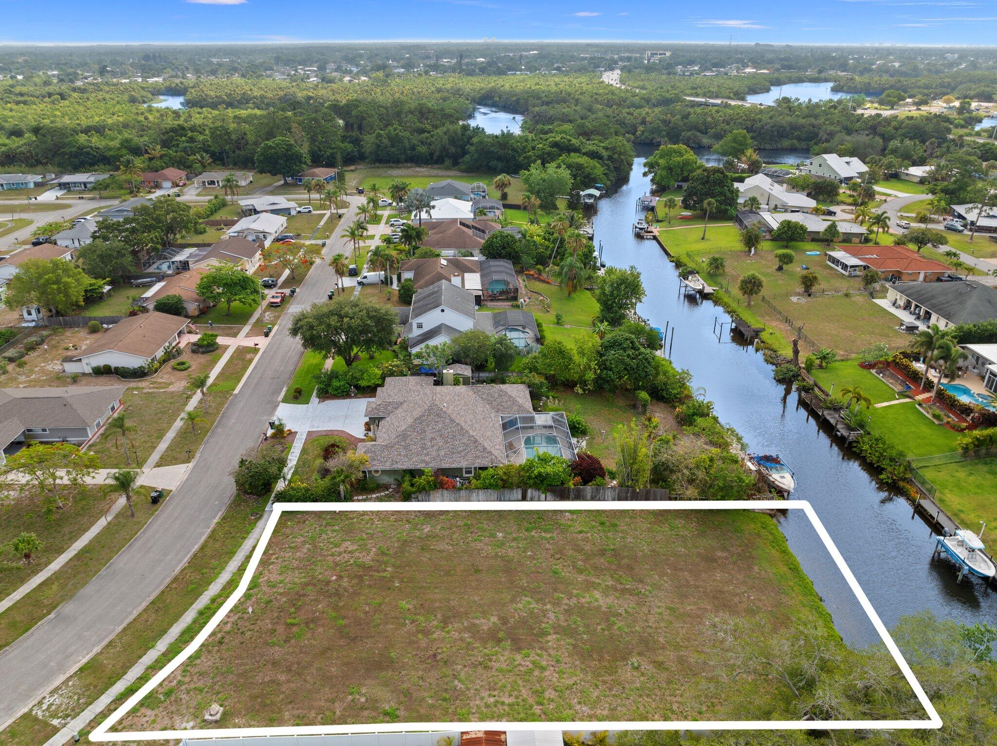 PORT ST LUCIE FLORESTA PINES UNIT 3 - Land