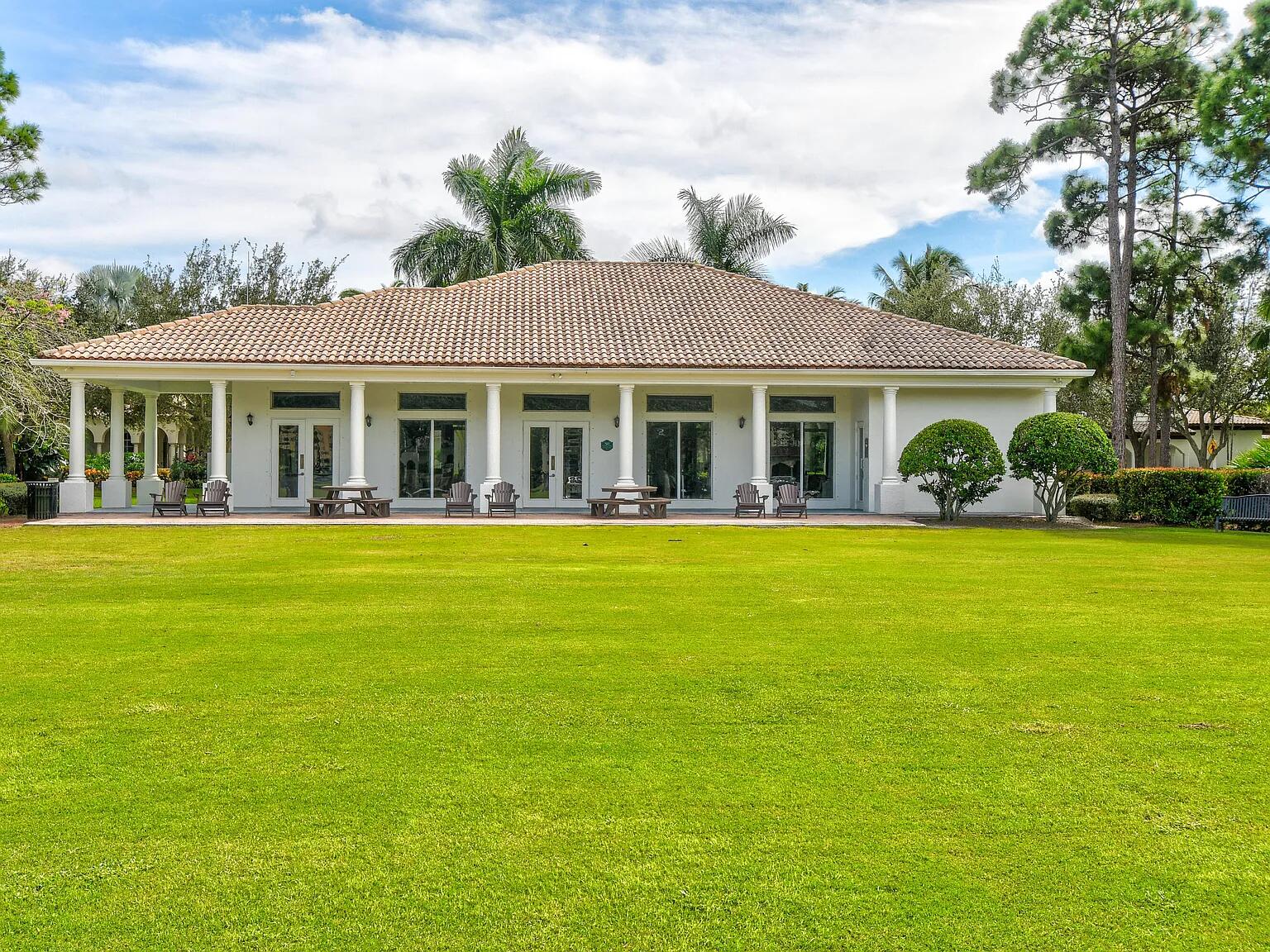 VALENCIA AT ABACOA - Residential