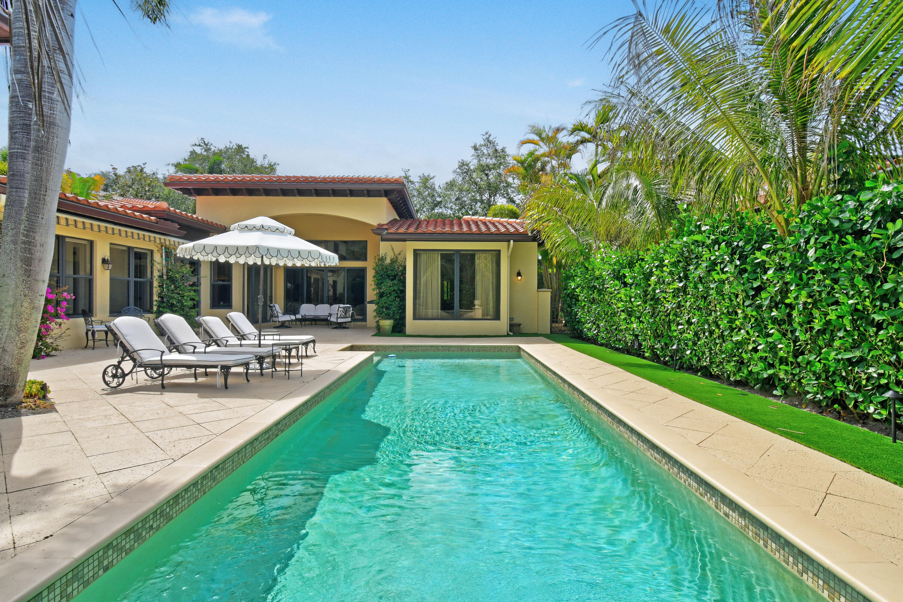 VALENCIA AT ABACOA - Residential