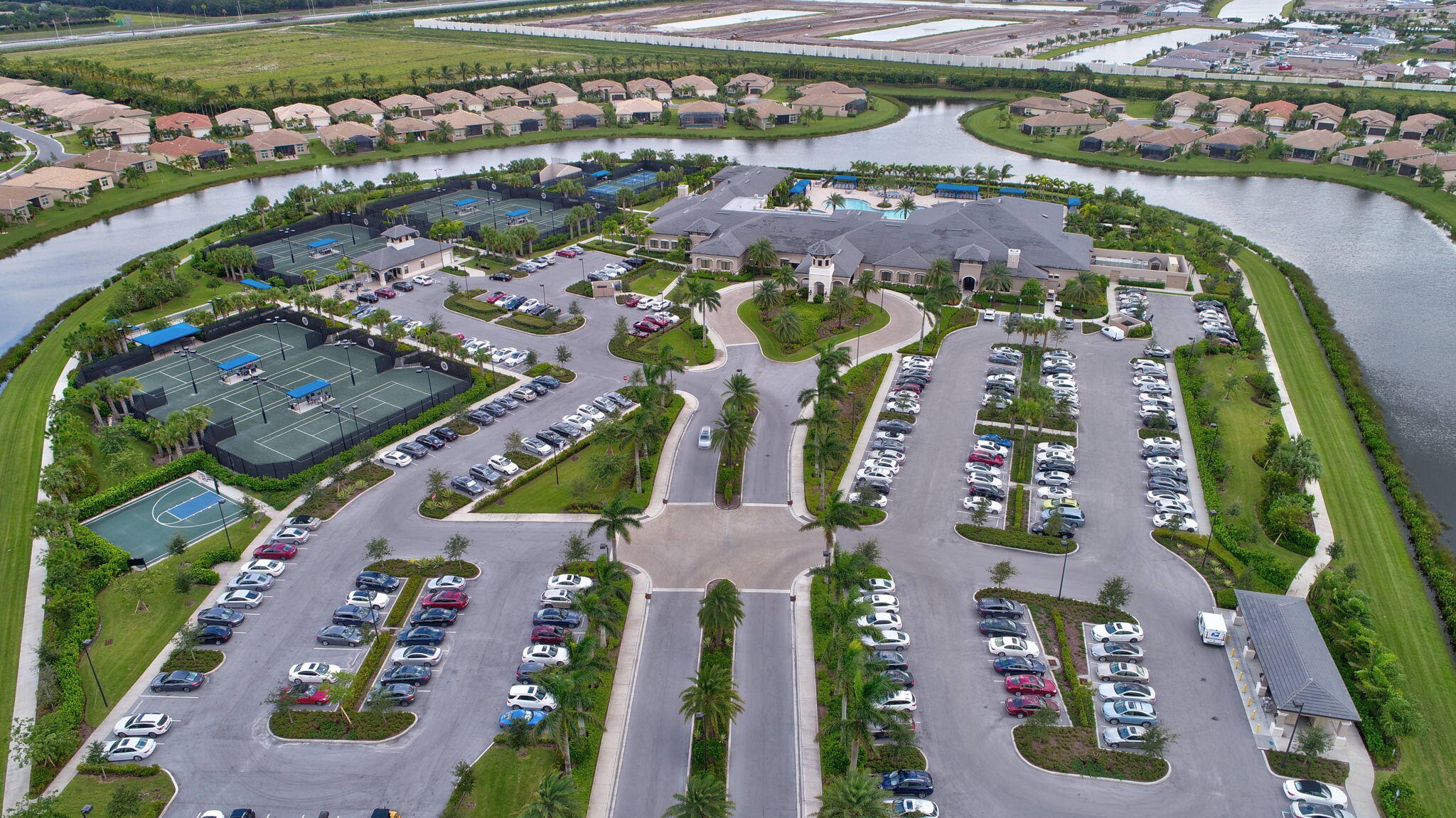 VALENCIA COVE AGR PUD PL 8 - Residential