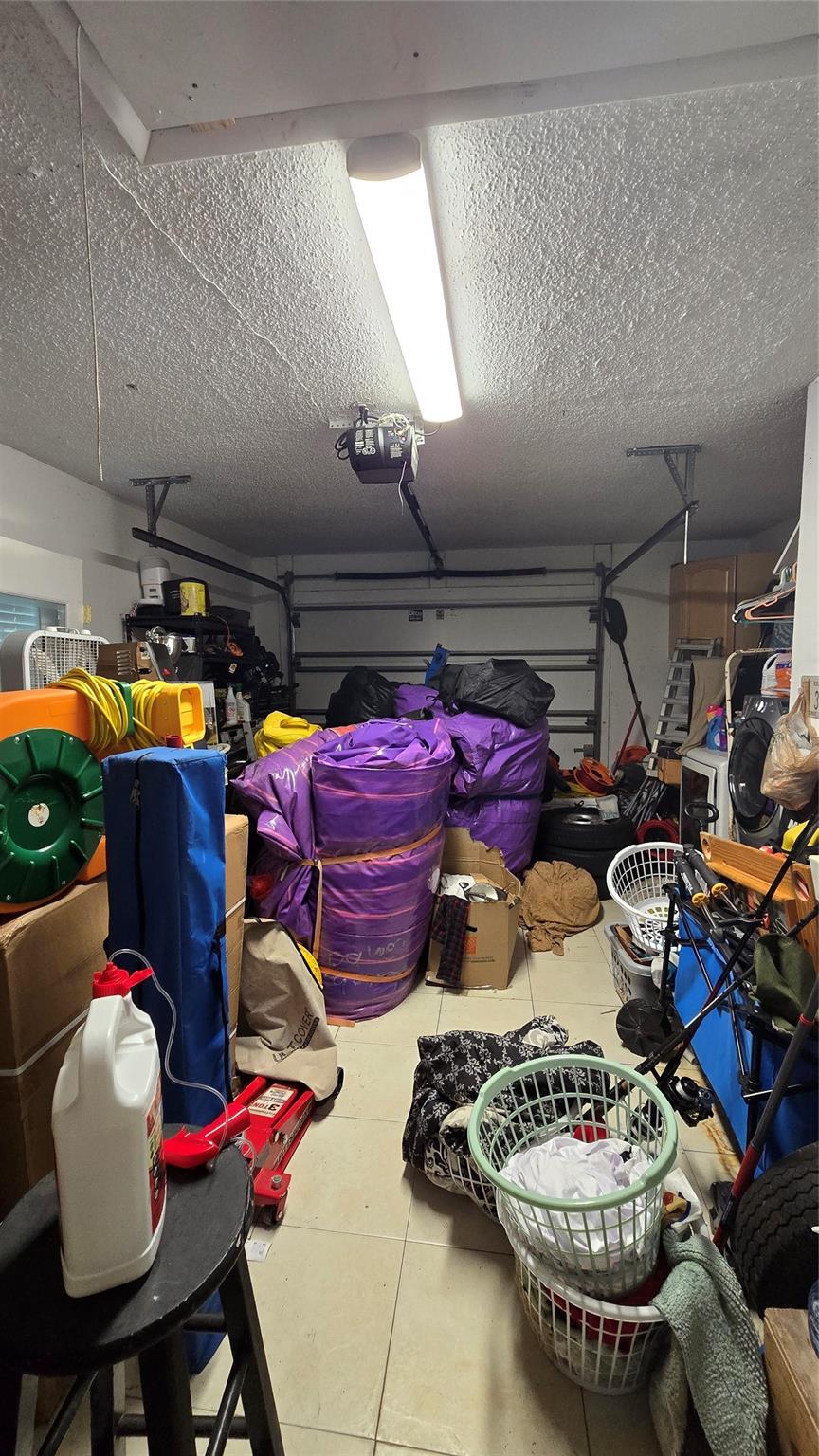 Lakeside Green 01 - Residential