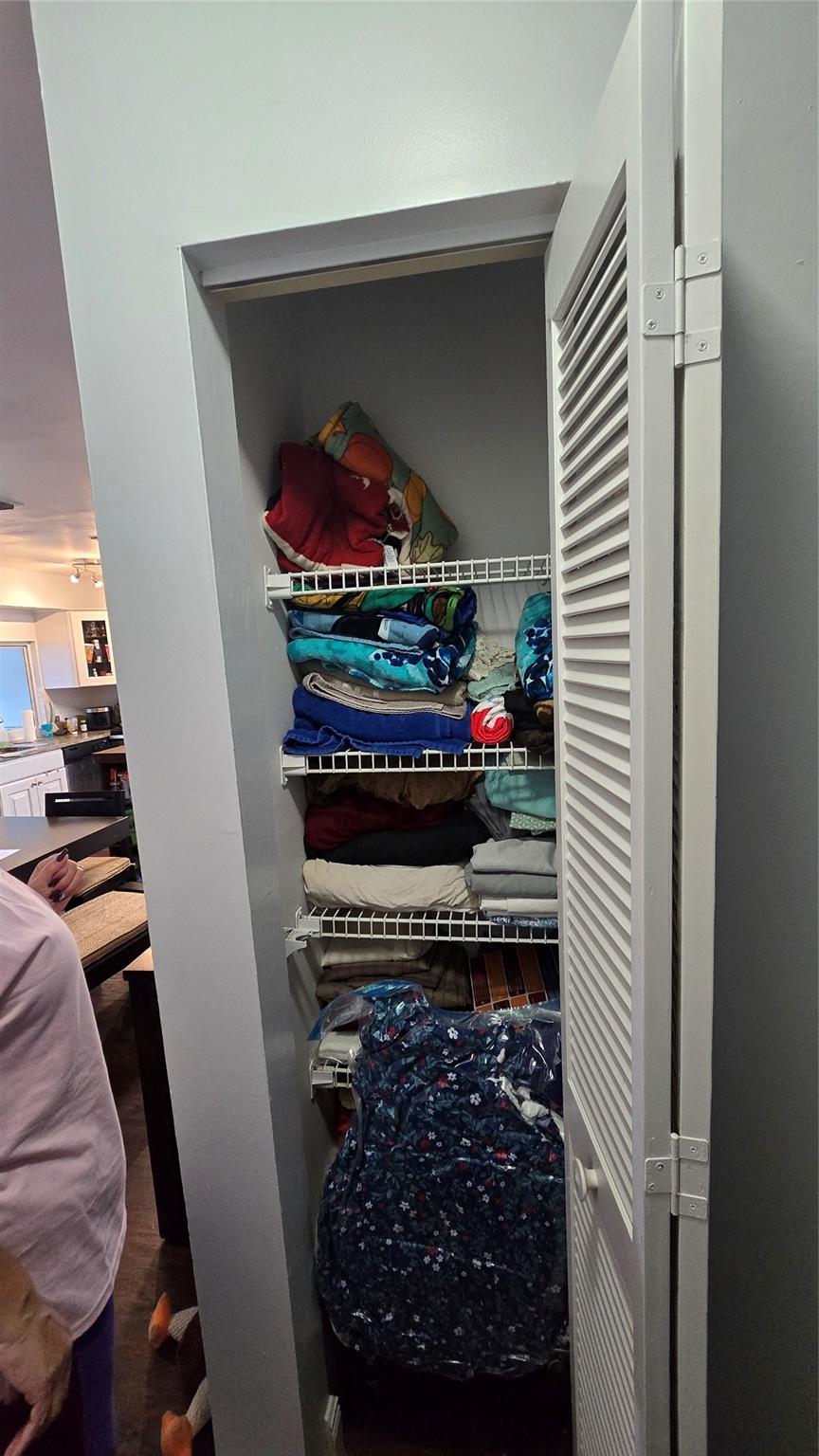 Lakeside Green 01 - Residential