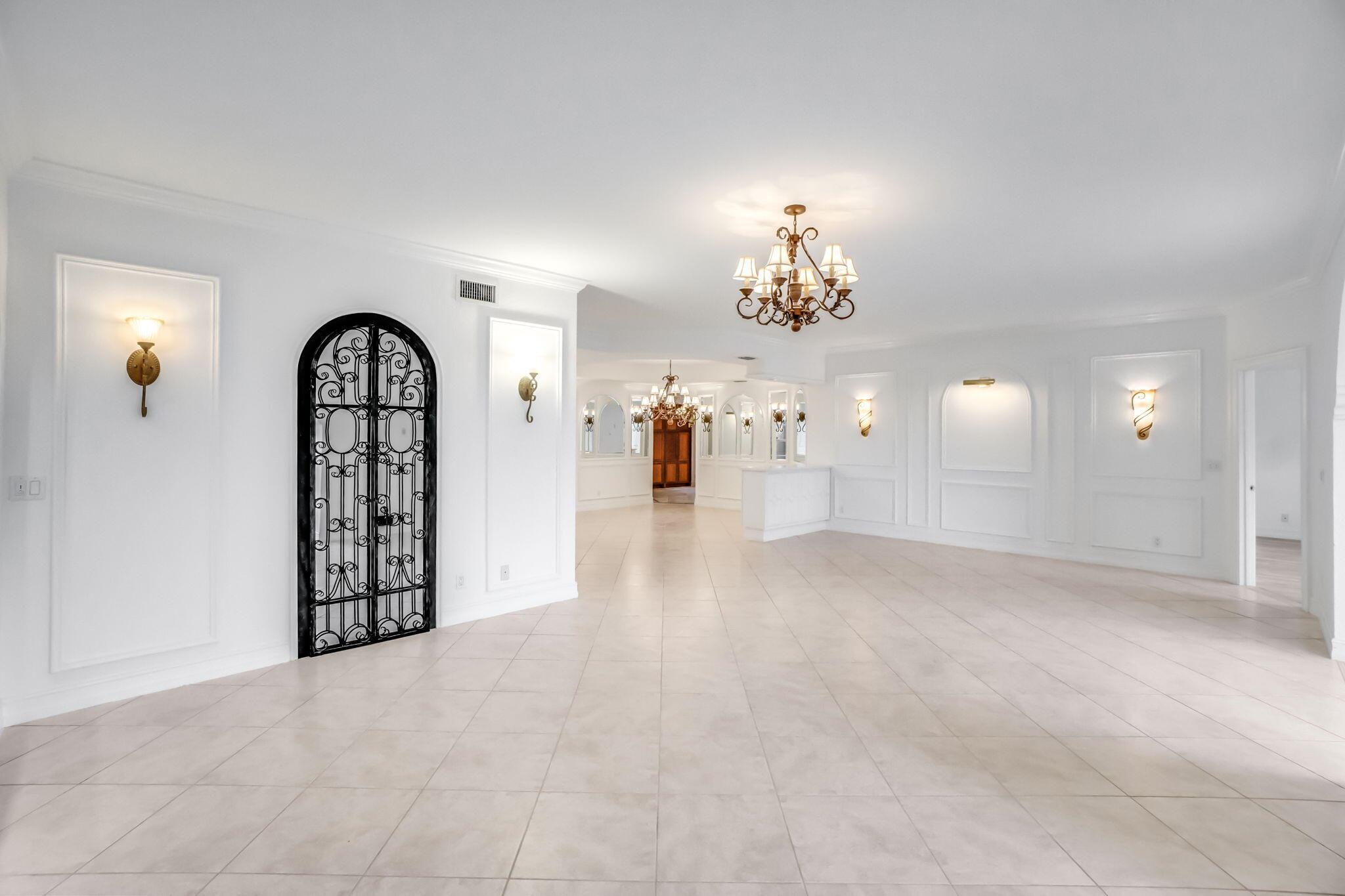 BRIARWOOD AT INDIAN SPRIN - Residential