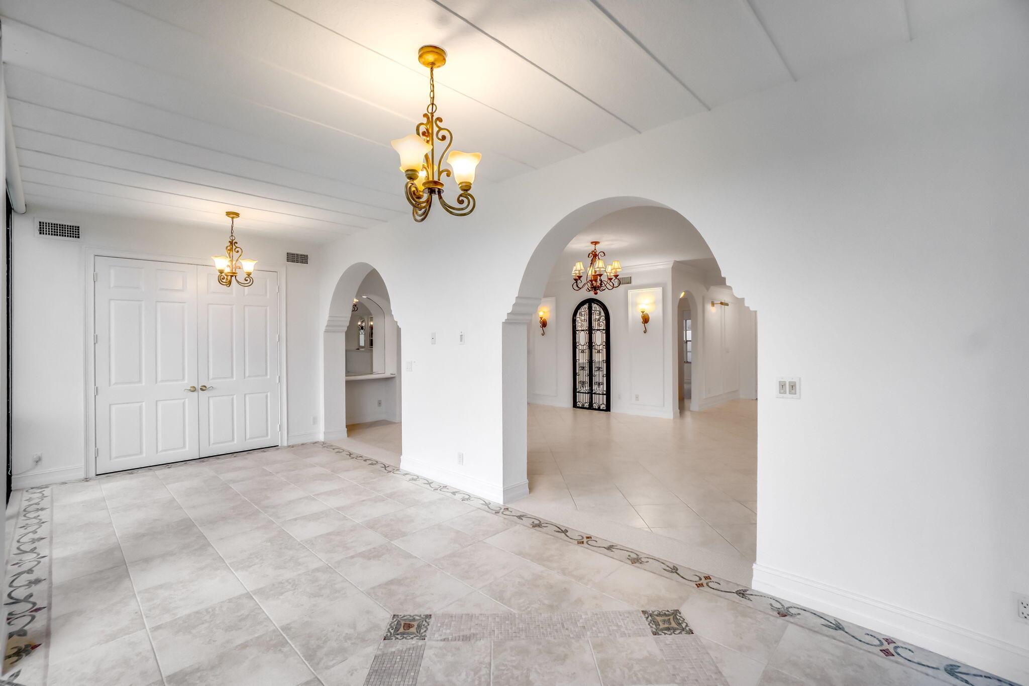 BRIARWOOD AT INDIAN SPRIN - Residential