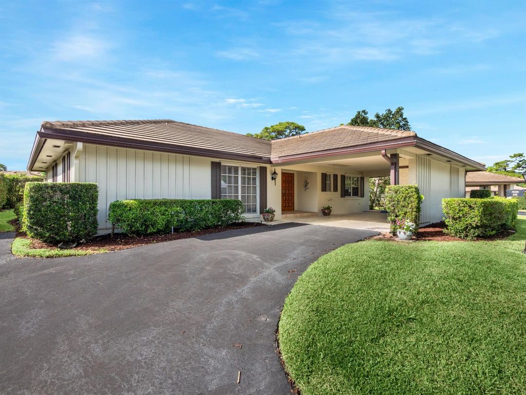 Photo of 534 Forestview Drive, Atlantis, FL 33462 (MLS # R10925341)