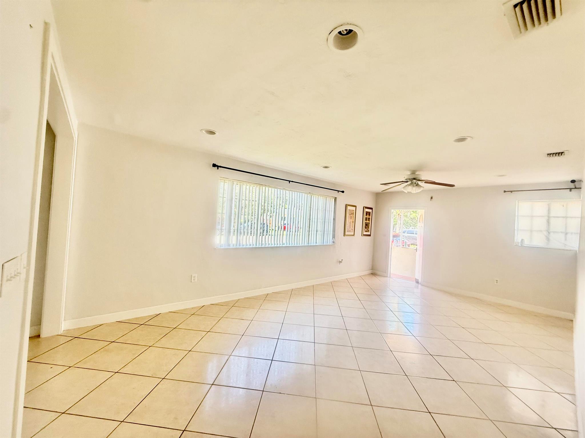 1ST ADDN TO PANULETA GARD - Residential Lease