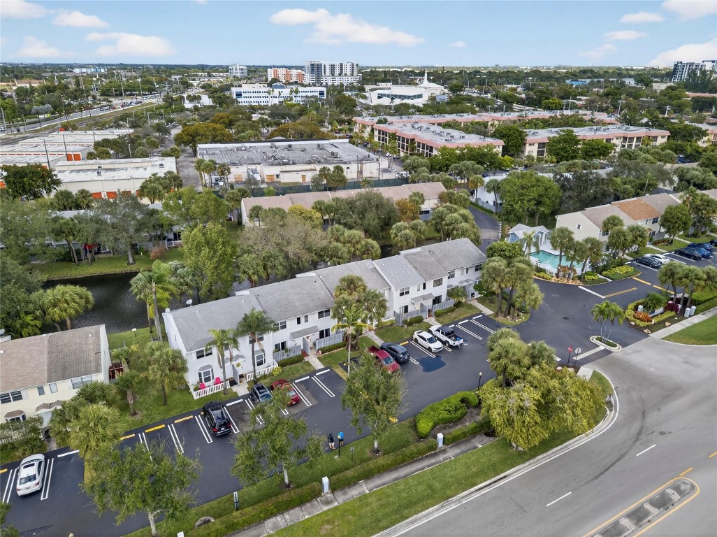 Lakebridge Townhomes - Residential