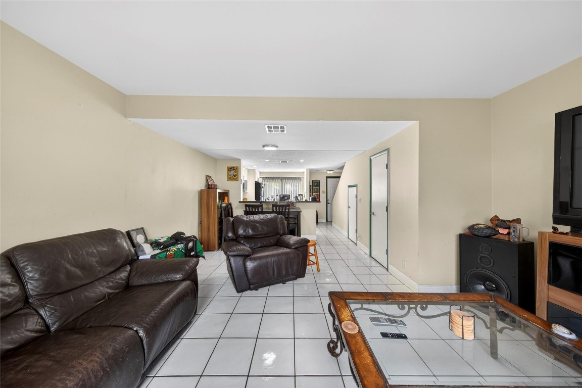 Lakebridge Townhomes - Residential