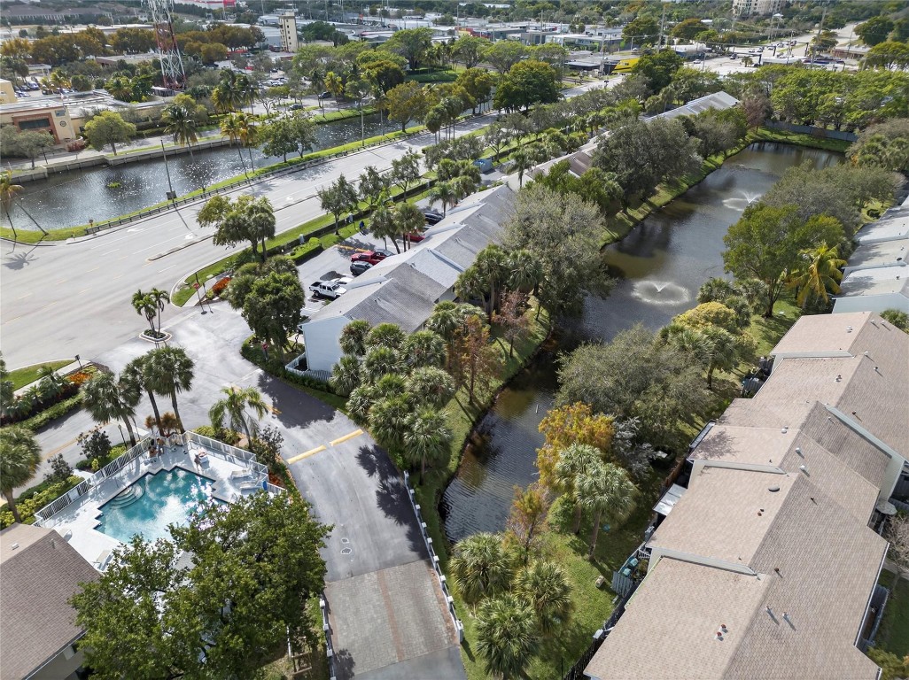 Lakebridge Townhomes - Residential