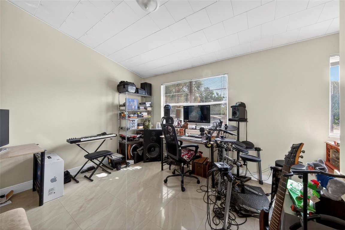 Lakebridge Townhomes - Residential